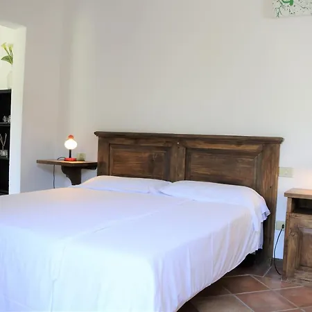 Ferrari Aparthotel 4*