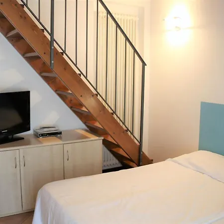 Ferrari Aparthotel 4*
