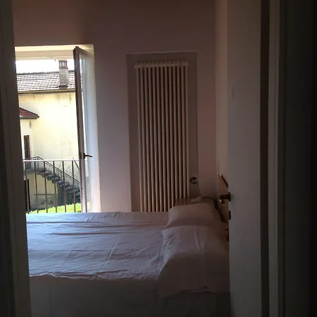 Ferrari מלון דירות 4*