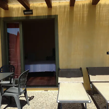 Ferrari Aparthotel Cannobio