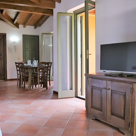 Ferrari Aparthotel Cannobio