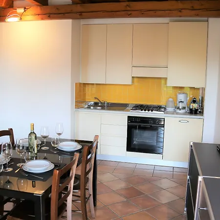 מלון דירות Ferrari קנוביו